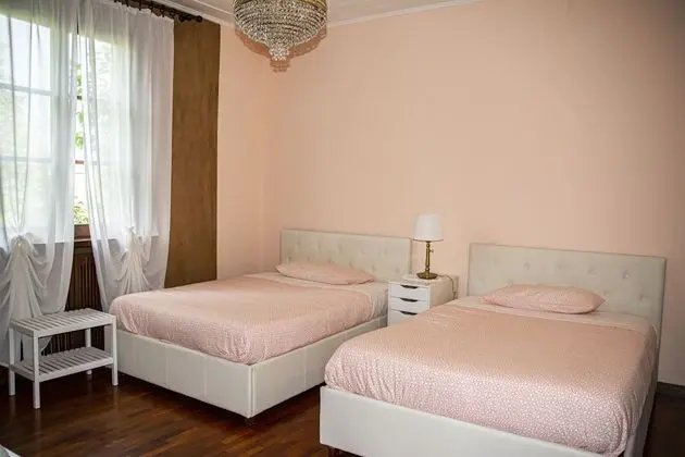 Family Oda, Buzdolabı (Bagno esterno/ External bathroom)