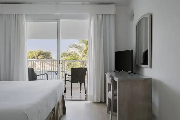 Tek Büyük Yataklı Oda, Balkon
