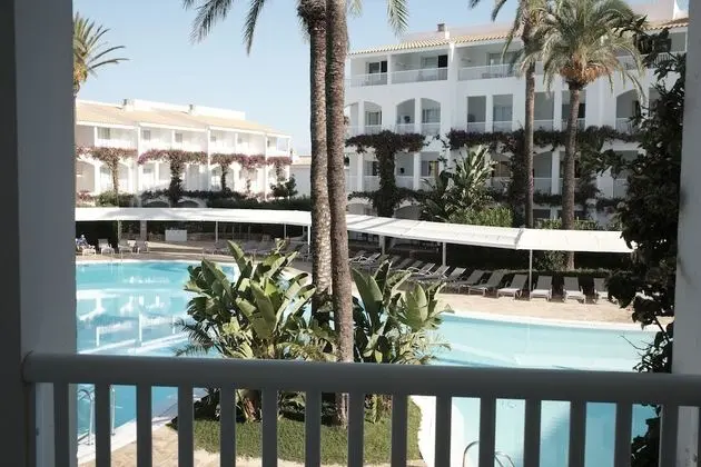 Tek Büyük Yataklı Oda, Balkon