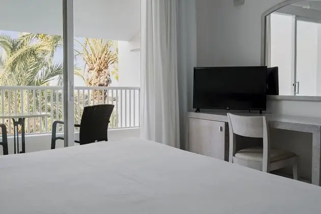Tek Büyük Yataklı Oda, Balkon