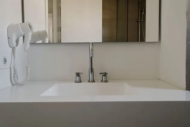 Tek Büyük Yataklı Oda, Balkon