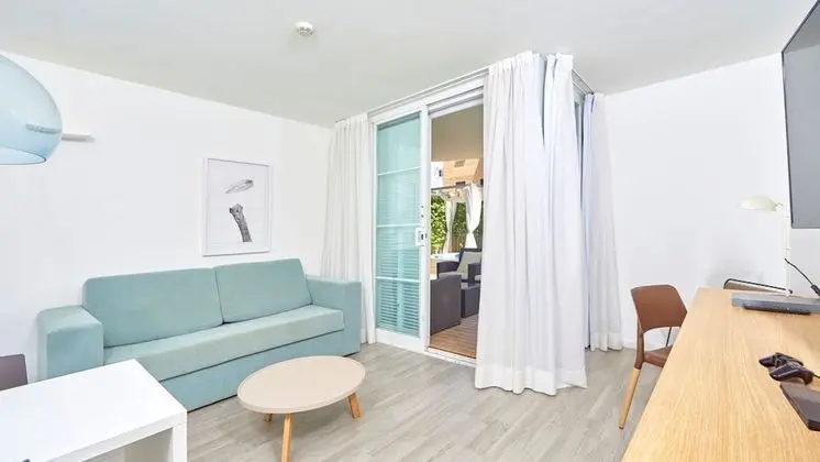 Deluxe Apart Daire, Teras (2 Adults  + 1 Child)