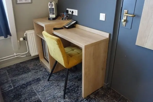 Tek Kişilik Oda, 1 Tek Kişilik Yatak, Bahçe Manzaralı