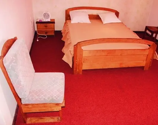 Comfort Tek Büyük veya İki Ayrı Yataklı Oda