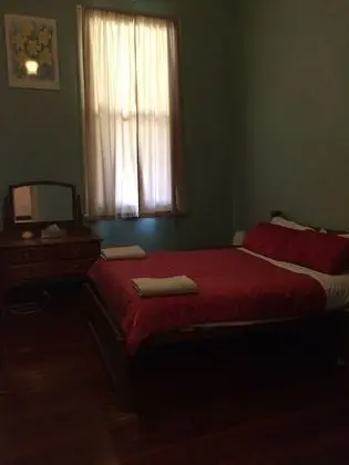Standard Oda, Sigara İçilmez, Ortak Banyo