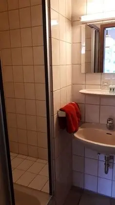 Classic Tek Büyük Yataklı Oda