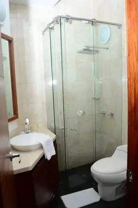 Basic Tek Büyük Yataklı Oda