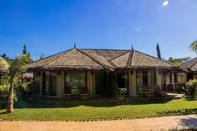 Kır Evi, Bahçe Manzaralı (Ngapali)