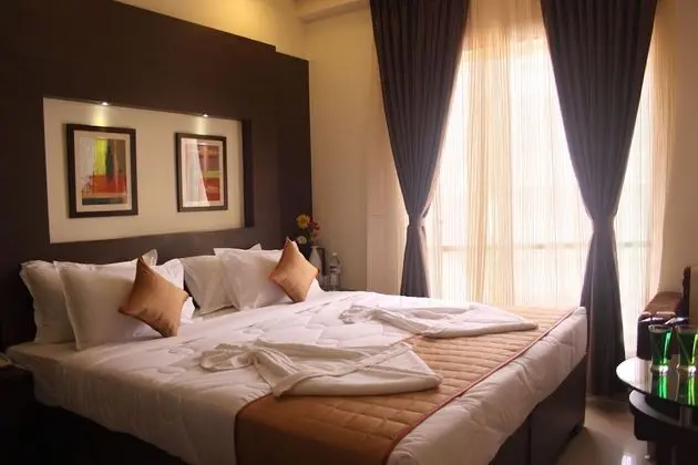 Deluxe Double Room Single Use