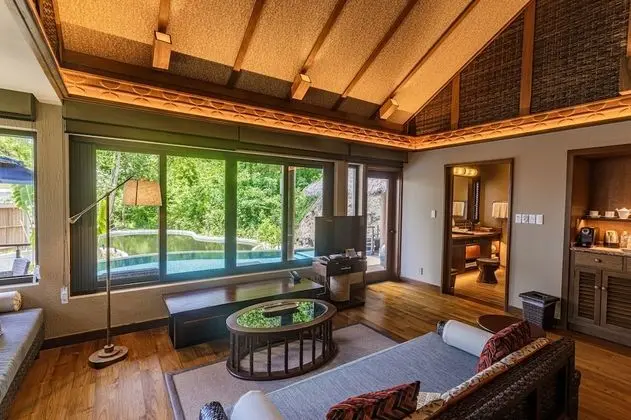 Villa, Havuz Kullanımı (Pond View)