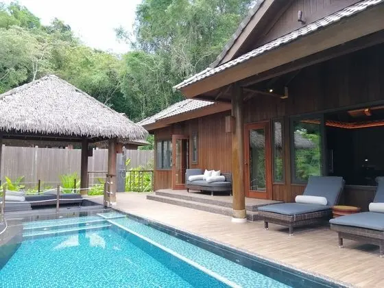 Villa, Havuz Kullanımı (Pond View)