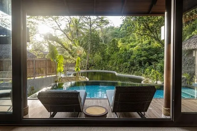 Villa, Havuz Kullanımı (Pond View)