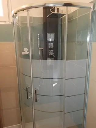 Classic Tek Büyük Yataklı Oda, 1 Büyük (Queen) Boy Yatak, Sigara İçilmez, Banyolu/Duşlu