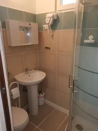 Classic Tek Büyük Yataklı Oda, 1 Büyük (Queen) Boy Yatak, Sigara İçilmez, Banyolu/Duşlu