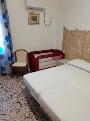 Classic Tek Büyük Yataklı Oda, 1 Büyük (Queen) Boy Yatak, Sigara İçilmez, Ortak Banyo