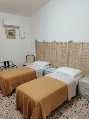 Classic Tek Büyük Yataklı Oda, 1 Büyük (Queen) Boy Yatak, Sigara İçilmez, Ortak Banyo