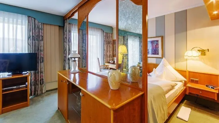 Superior Tek Büyük Yataklı Oda