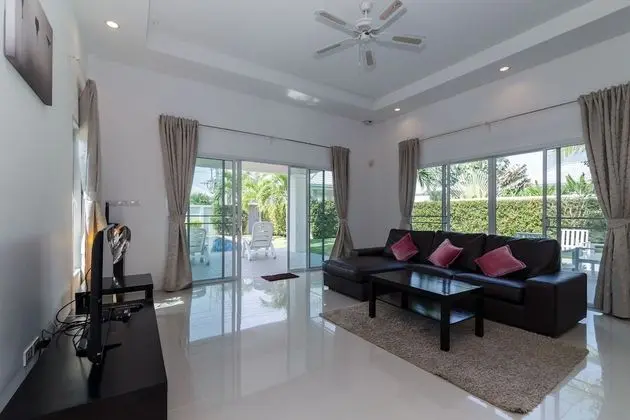 3 Bedrooms Private Pool Villa
