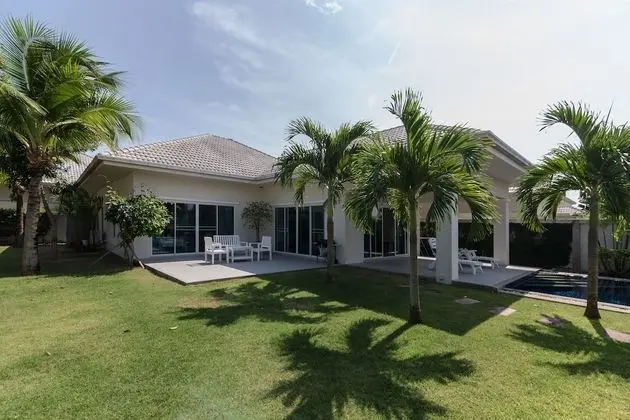 3 Bedrooms Private Pool Villa