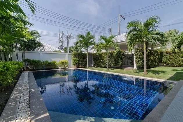 3 Bedrooms Private Pool Villa