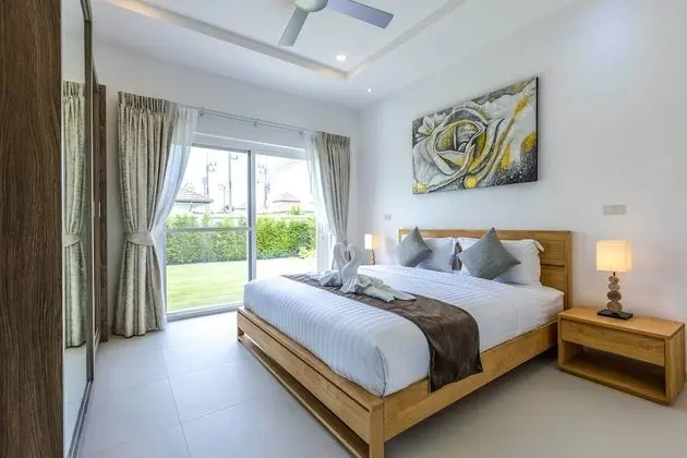 Deluxe Villa