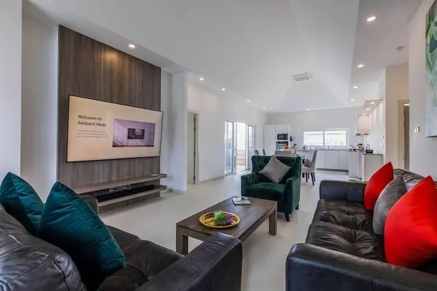 Deluxe Villa