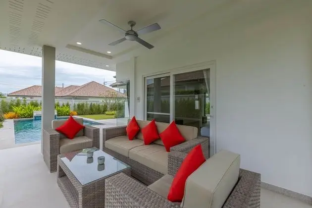 Deluxe Villa