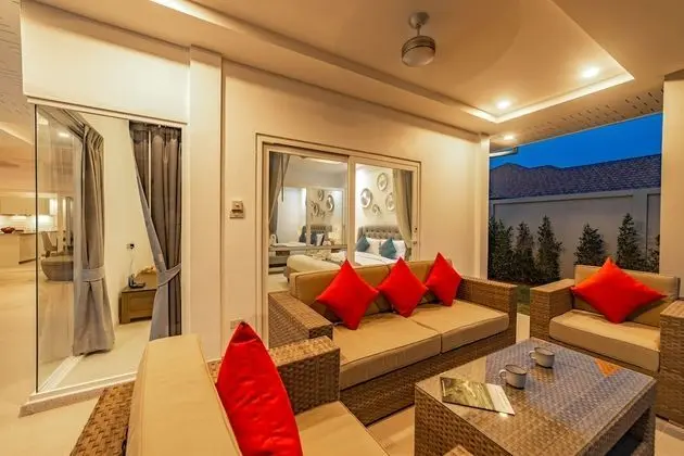 Deluxe Villa