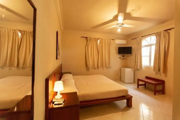 Villa (6 Bedrooms)