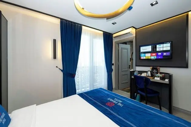 Deluxe Tek Büyük Yataklı Oda