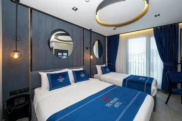 Deluxe Üç Kişilik Oda