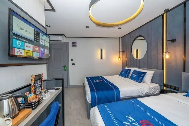 Deluxe Üç Kişilik Oda
