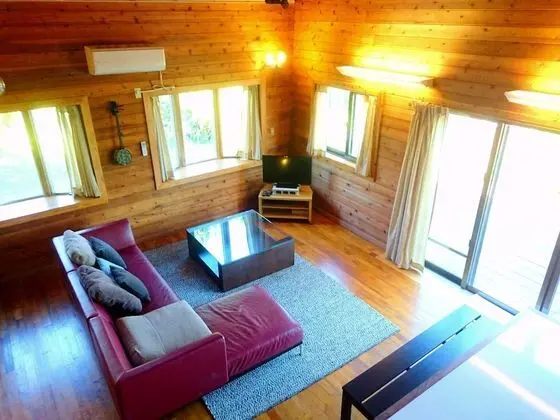 Kır Evi, Sigara İçilmez, Okyanus Manzaralı