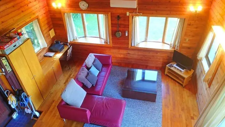 Kır Evi, Sigara İçilmez, Okyanus Manzaralı