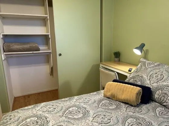 Exclusive Tek Büyük Yataklı Oda