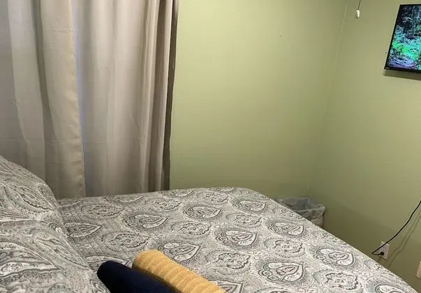 Exclusive Tek Büyük Yataklı Oda
