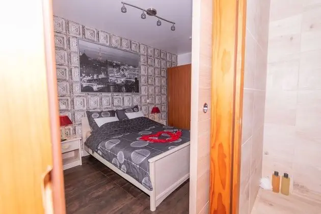 La Belle Epoque Room