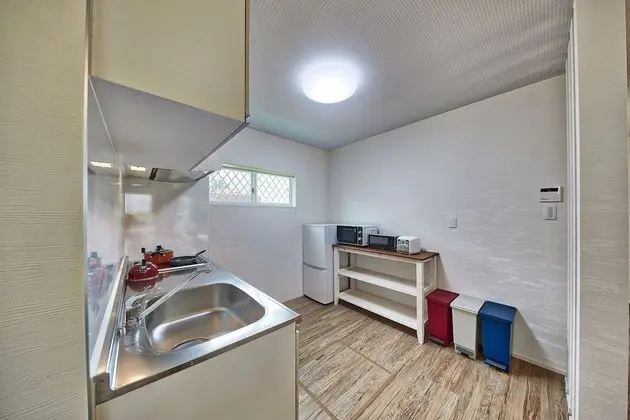 Villa (Private, 1-6 Guests)