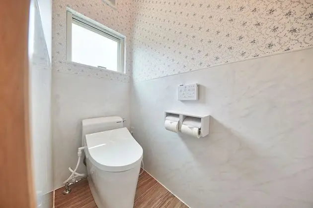 Villa (Private, 1-6 Guests)