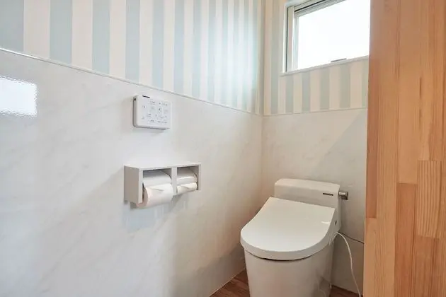 Villa (Private, 1-6 Guests)
