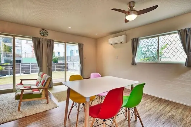Villa (Private, 1-6 Guests)