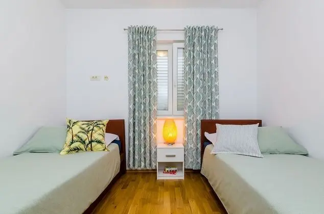 Apart Daire (2-Bedroom Apt with Garden and Terrace)