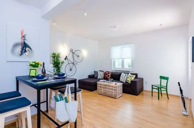 Apart Daire (2-Bedroom Apt with Garden and Terrace)