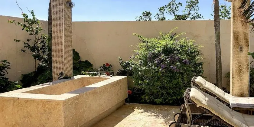 Deluxe Villa (Private Vacation Home)