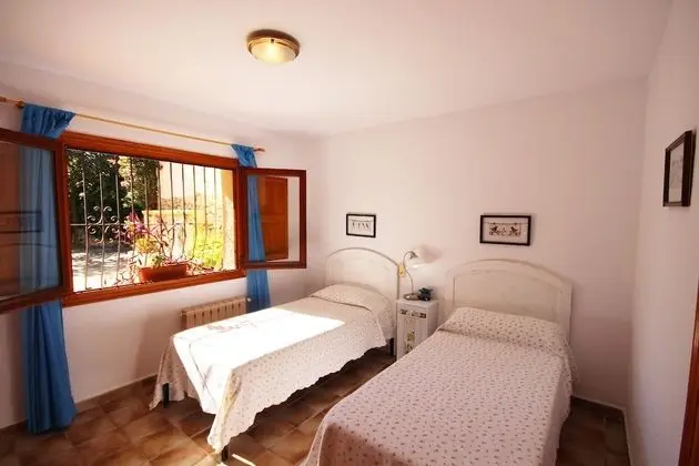 Villa (4 Bedrooms)
