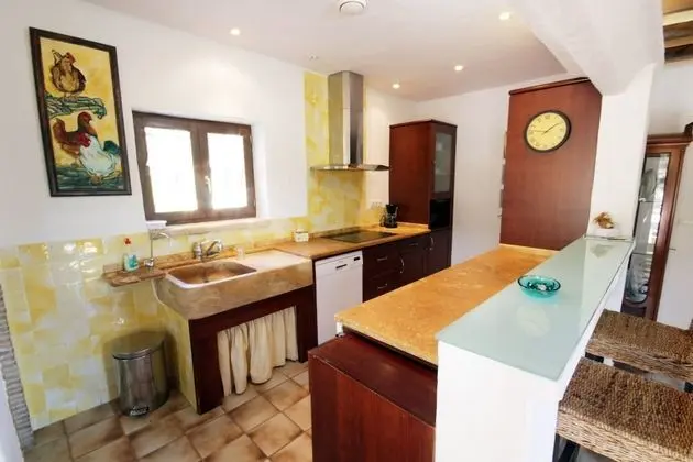 Villa (4 Bedrooms)