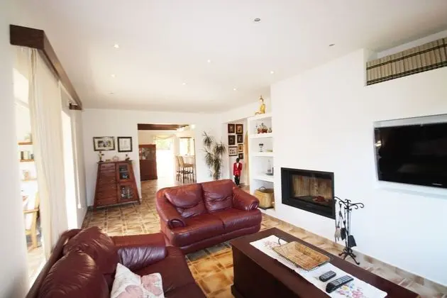 Villa (4 Bedrooms)