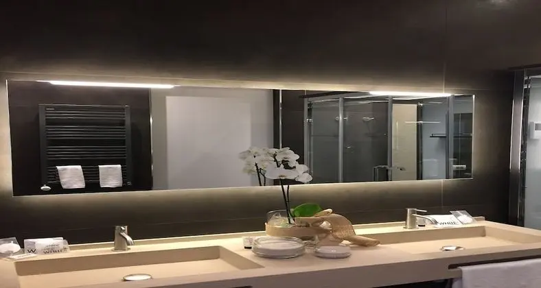Süit, 1 Çift Kişilik Yatak ve Çekyat