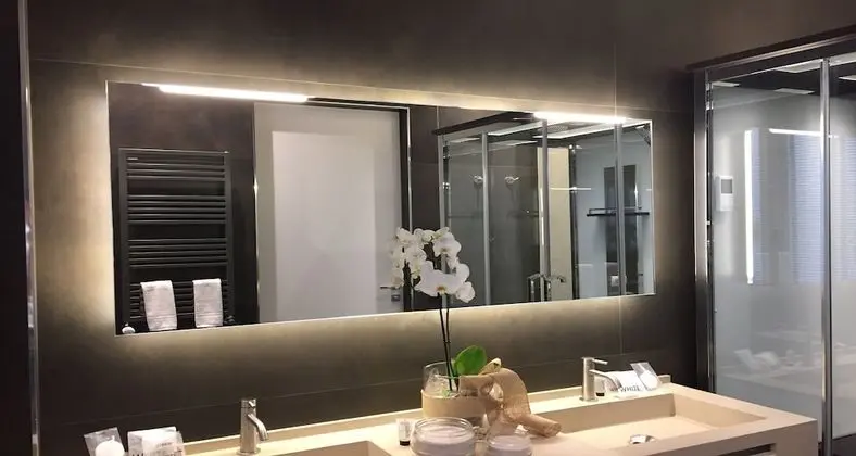 Süit, 1 Çift Kişilik Yatak ve Çekyat