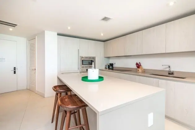 Luxury Daire, 1 En Büyük (King) Boy Yatak ve Çekyat, Mutfak, Okyanus Manzaralı
